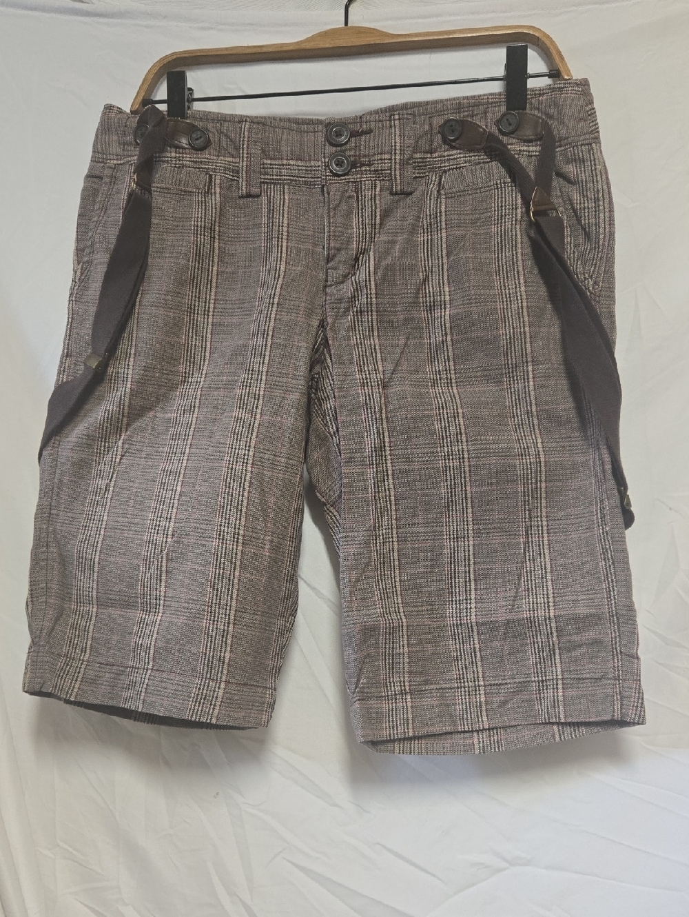 American Eagle Outfitters Plaid Bermuda Shorts in Brown and Cream
